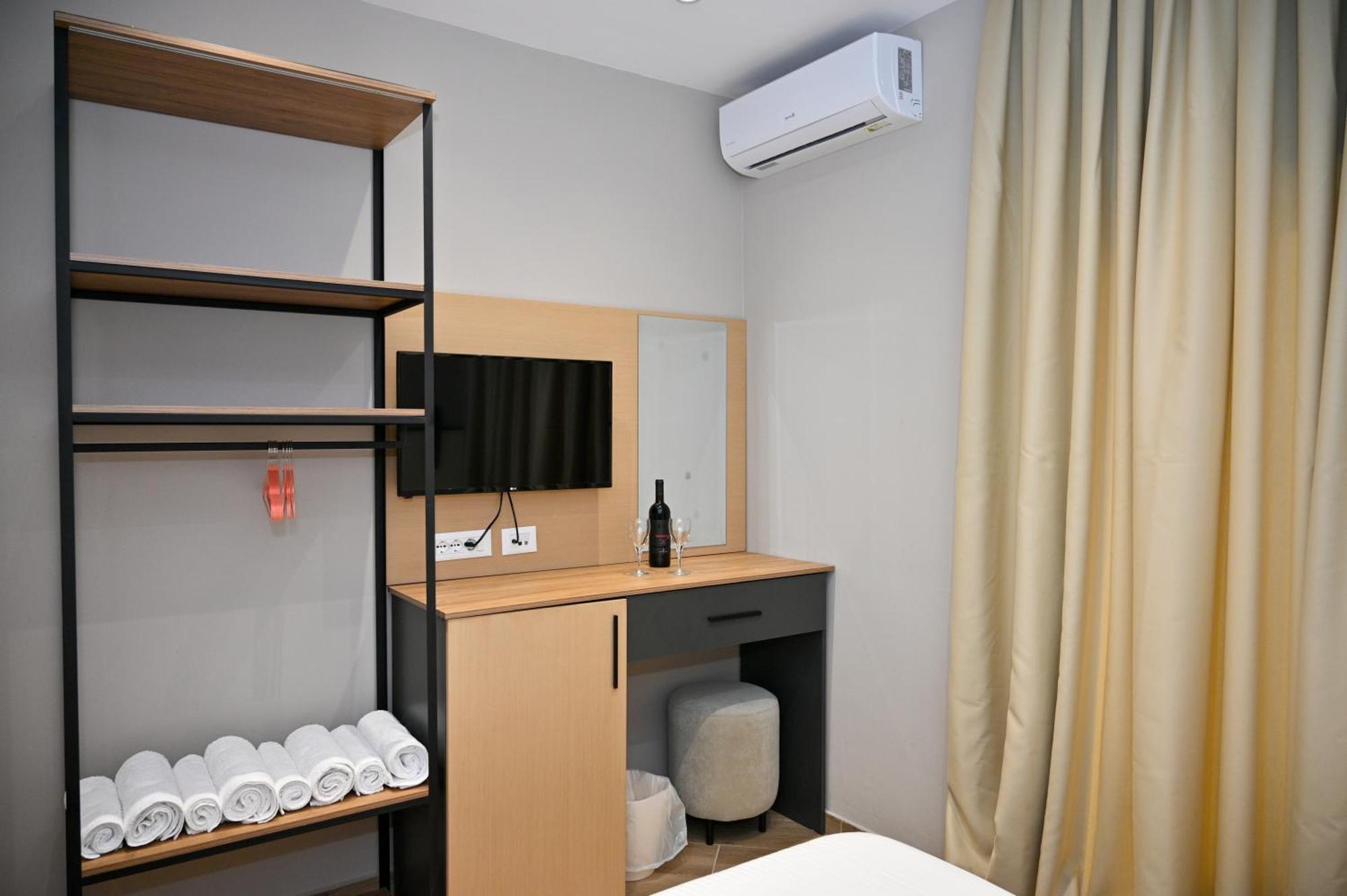Monduro Hotel Durres Exterior photo
