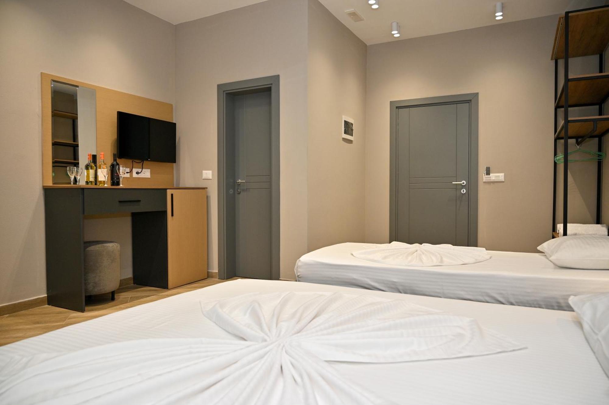 Monduro Hotel Durres Room photo